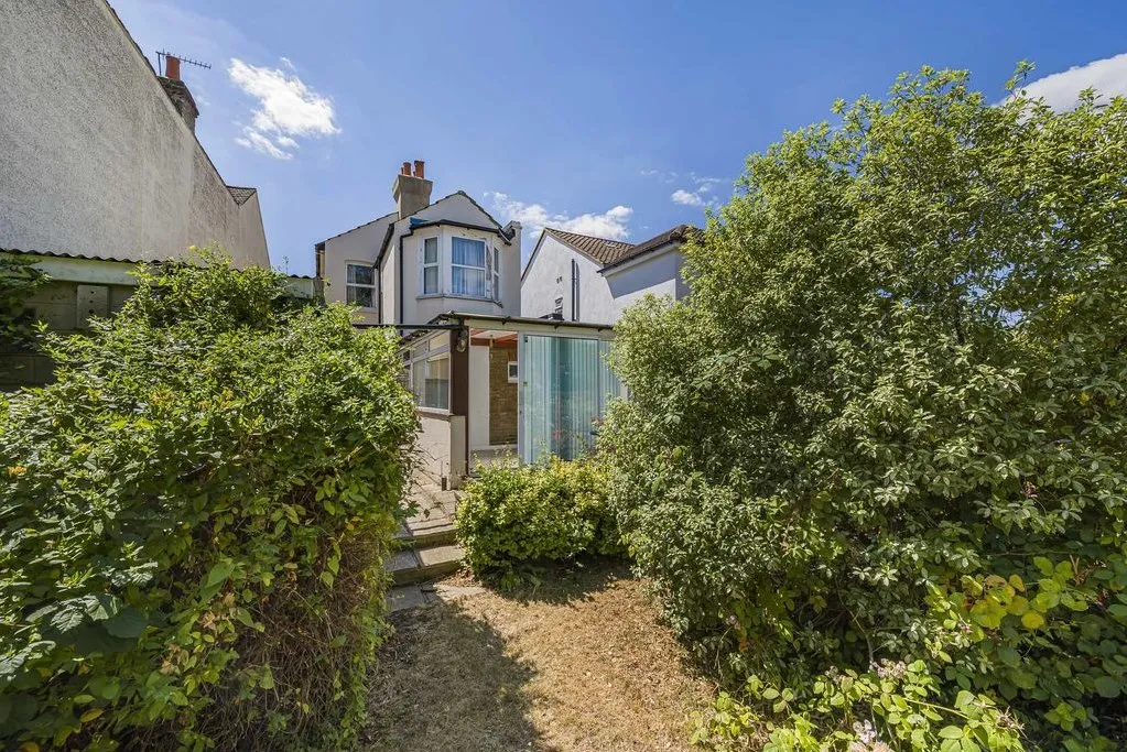 Longlands Park Crescent, Sidcup, DA15, photo 13