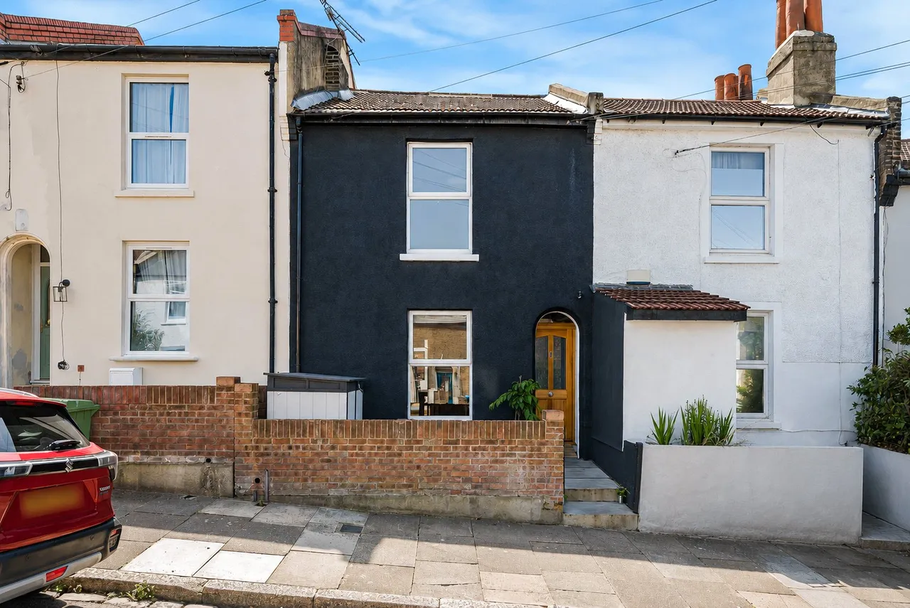 3 bed house for sale, Durham Rise, Plumstead, SE18