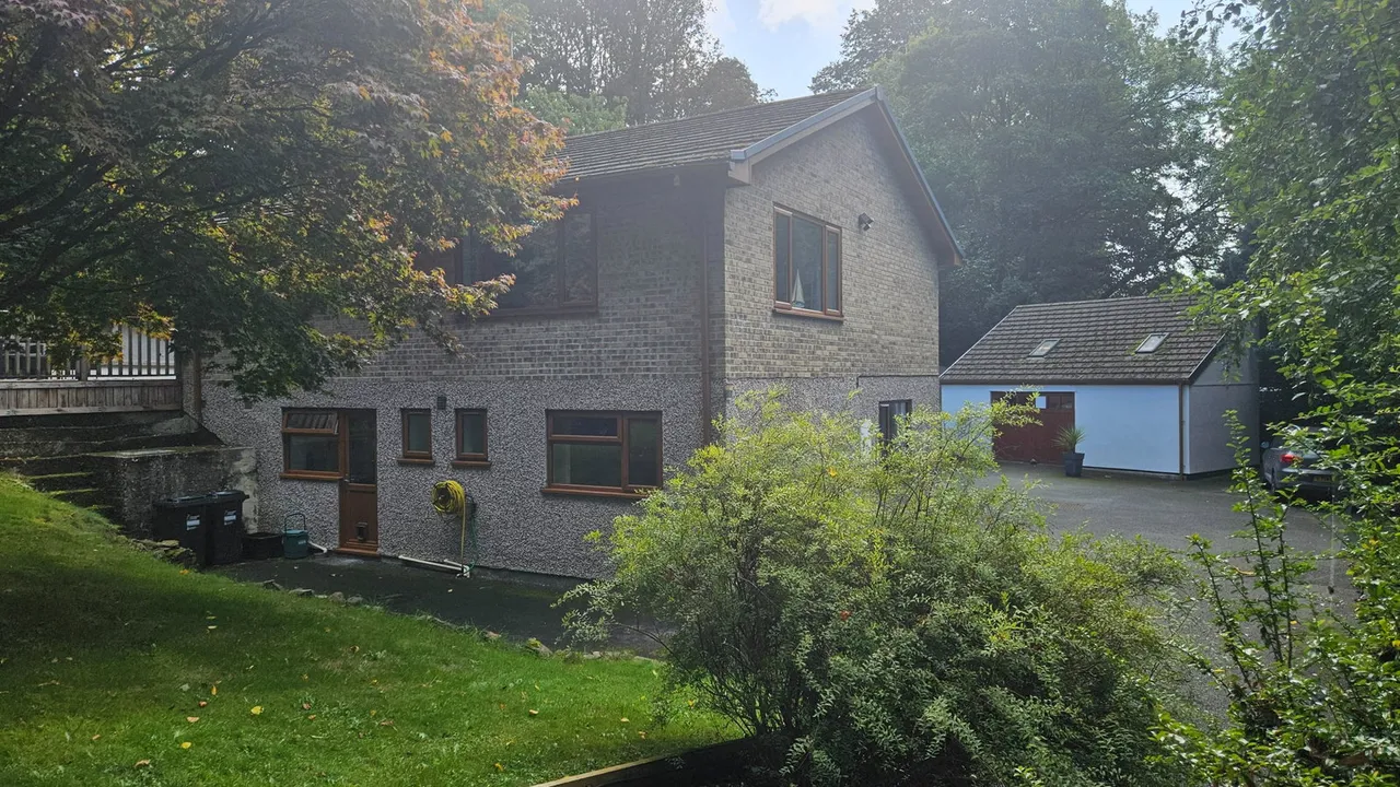Truro Road, Lanivet, PL30, photo 35