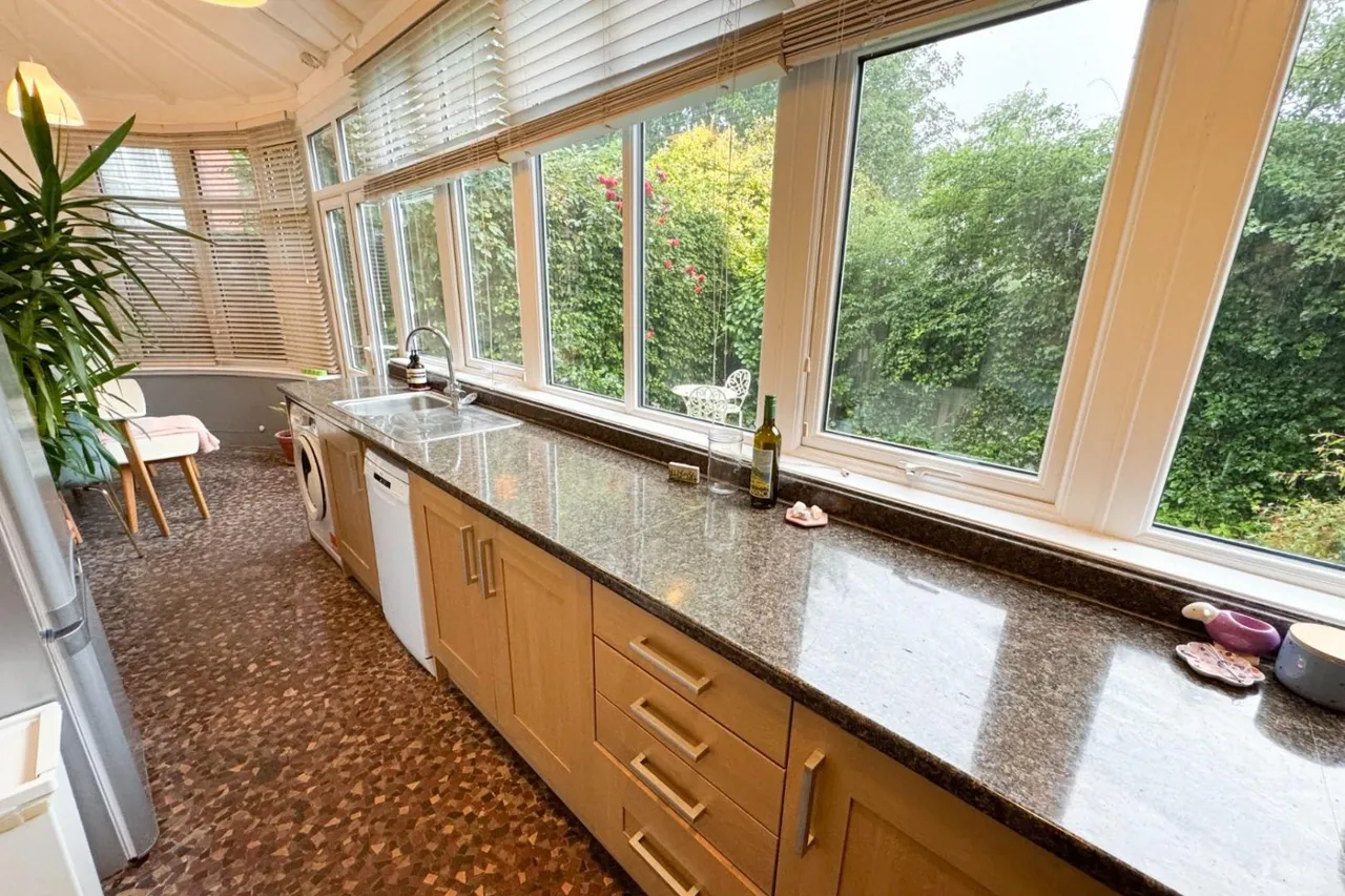 Wensley Drive, Chapel Allerton, LS7, photo 17