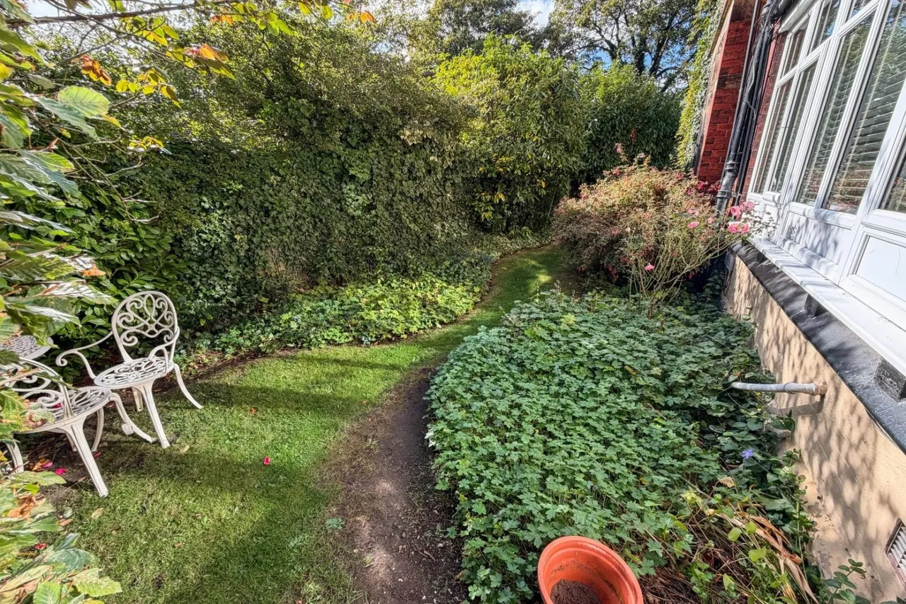 Wensley Drive, Chapel Allerton, LS7, photo 16