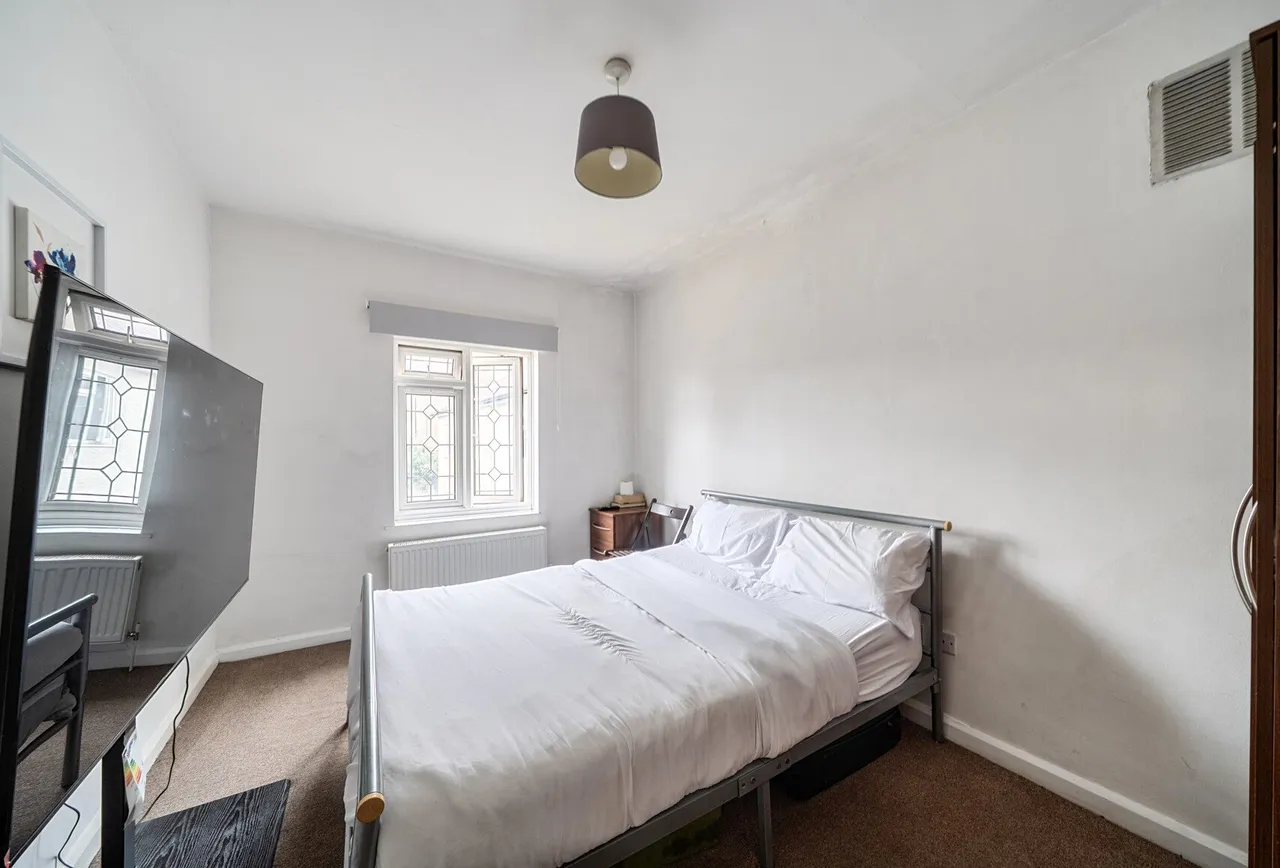 Mount Road, Mitcham, CR4 3EY, photo 7