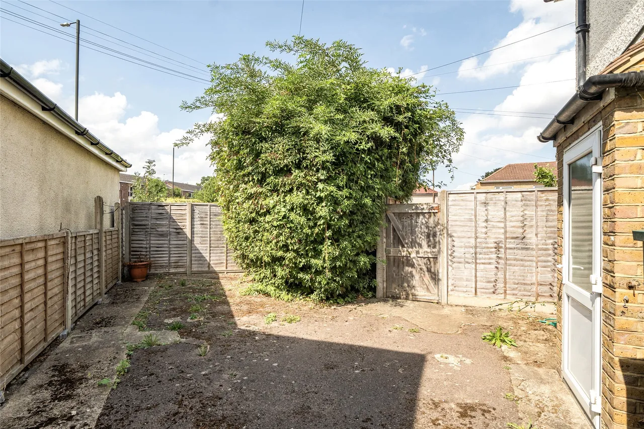 Mount Road, Mitcham, CR4 3EY, photo 23