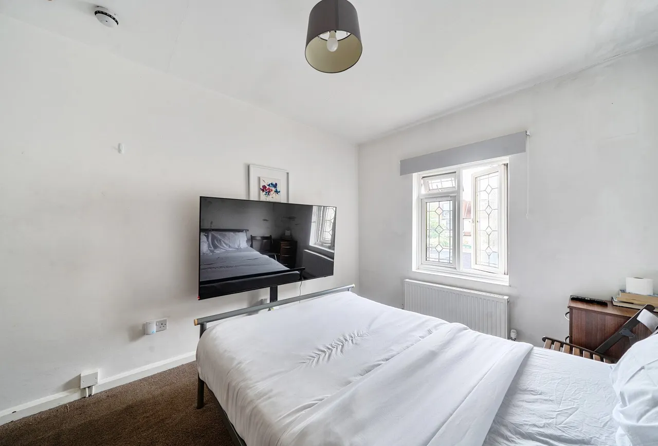 Mount Road, Mitcham, CR4 3EY, photo 16