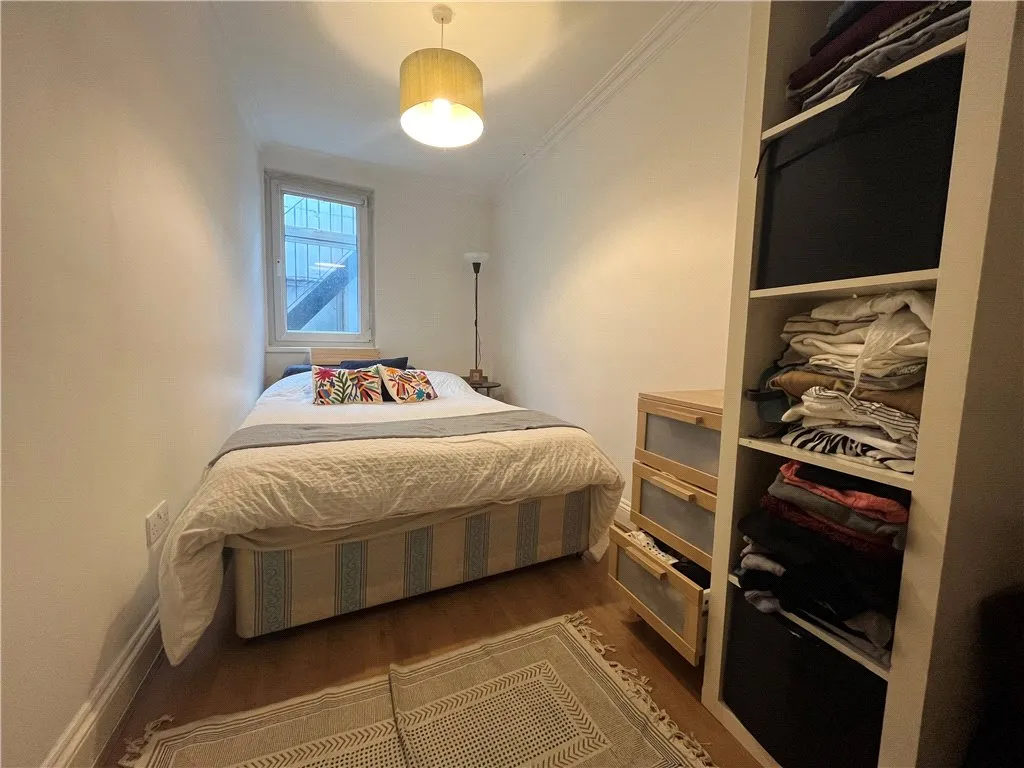 Finborough Road, London, SW10, photo 4