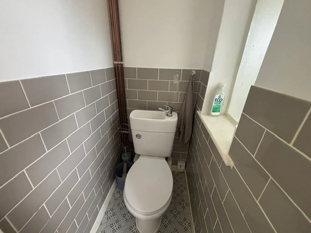 Waverley Avenue, Great Barr, B43, photo 4