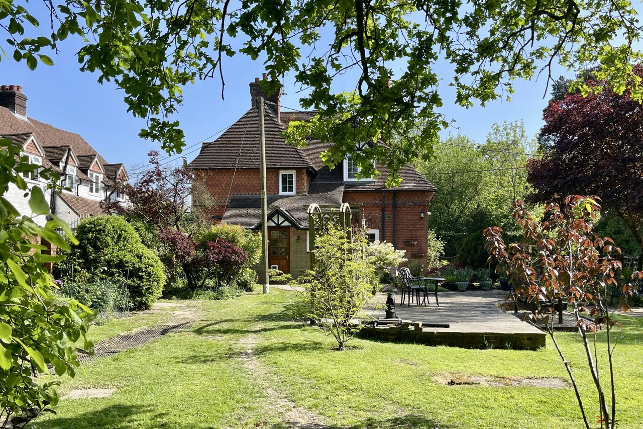 Partridge Lane, Dorking, RH5, photo 2