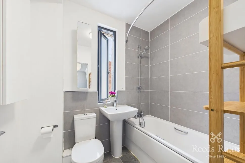 Derwent Way, York, North Yorkshire, YO31, photo 11