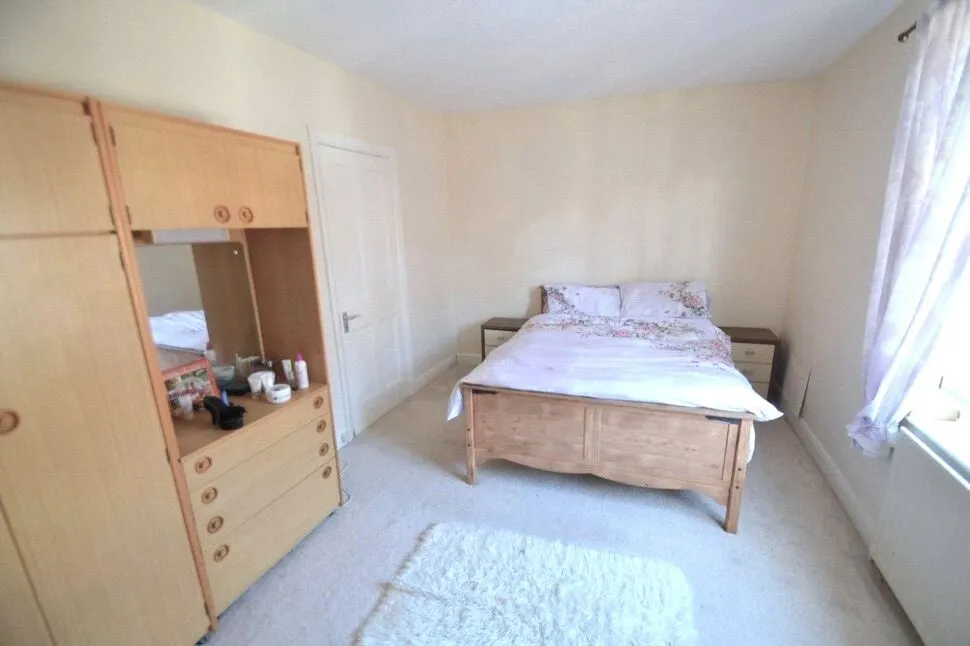 Fuller Street, Kettering, Northamptonshire, NN16, photo 6