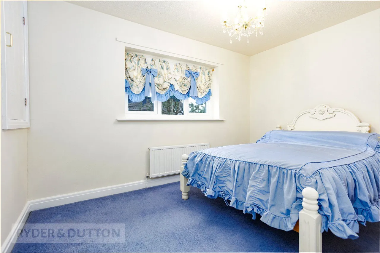 Peregrine Crescent, Littlemoss, M43, photo 15