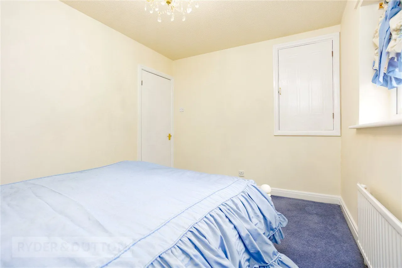 Peregrine Crescent, Littlemoss, M43, photo 16
