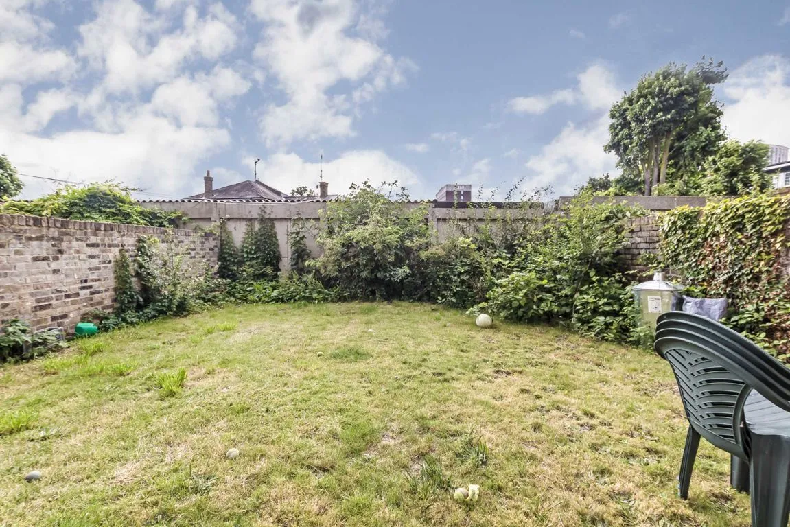 Knights Park, KT1, photo 5