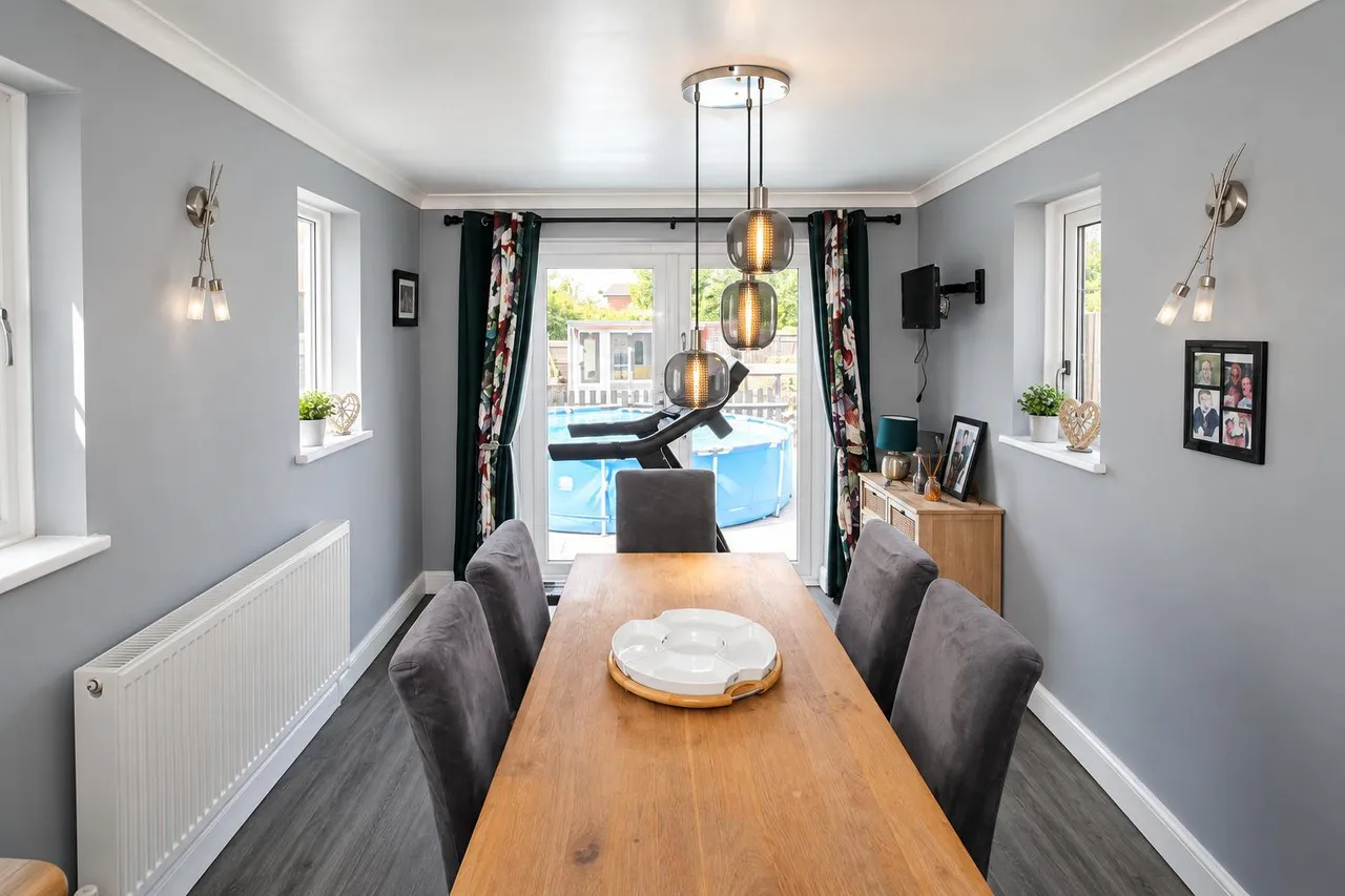 Tobyfield Road, Bishops Cleeve, GL52, photo 4