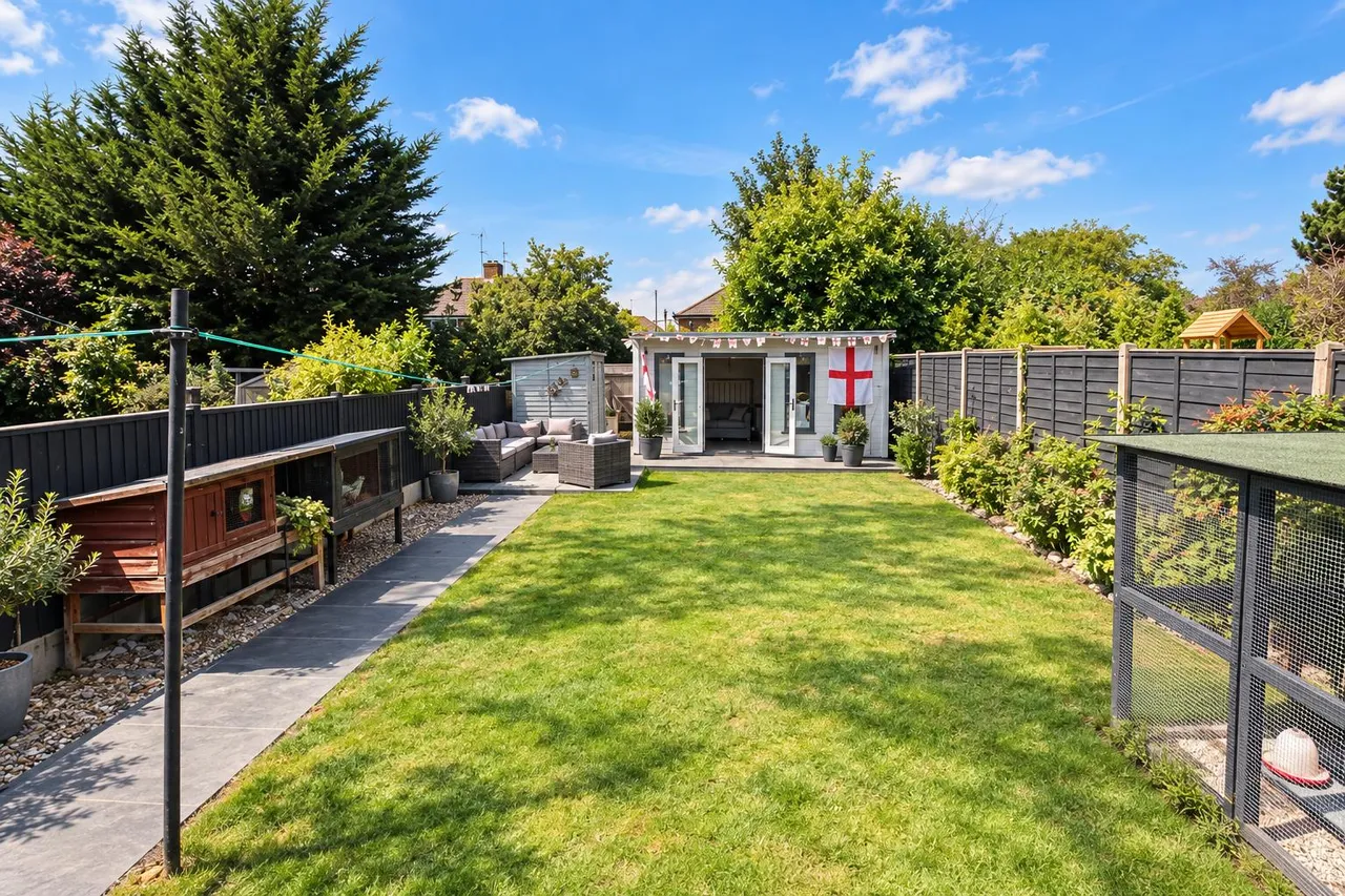 Tobyfield Road, Bishops Cleeve, GL52, photo 7