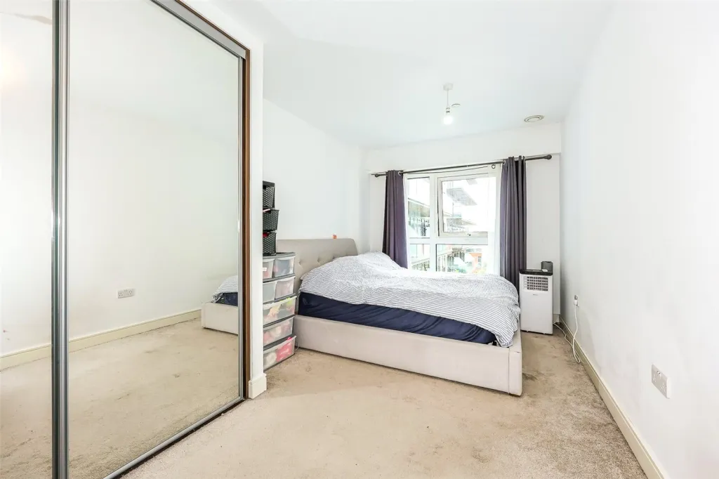 Longfield Avenue, Ealing, W5, photo 6