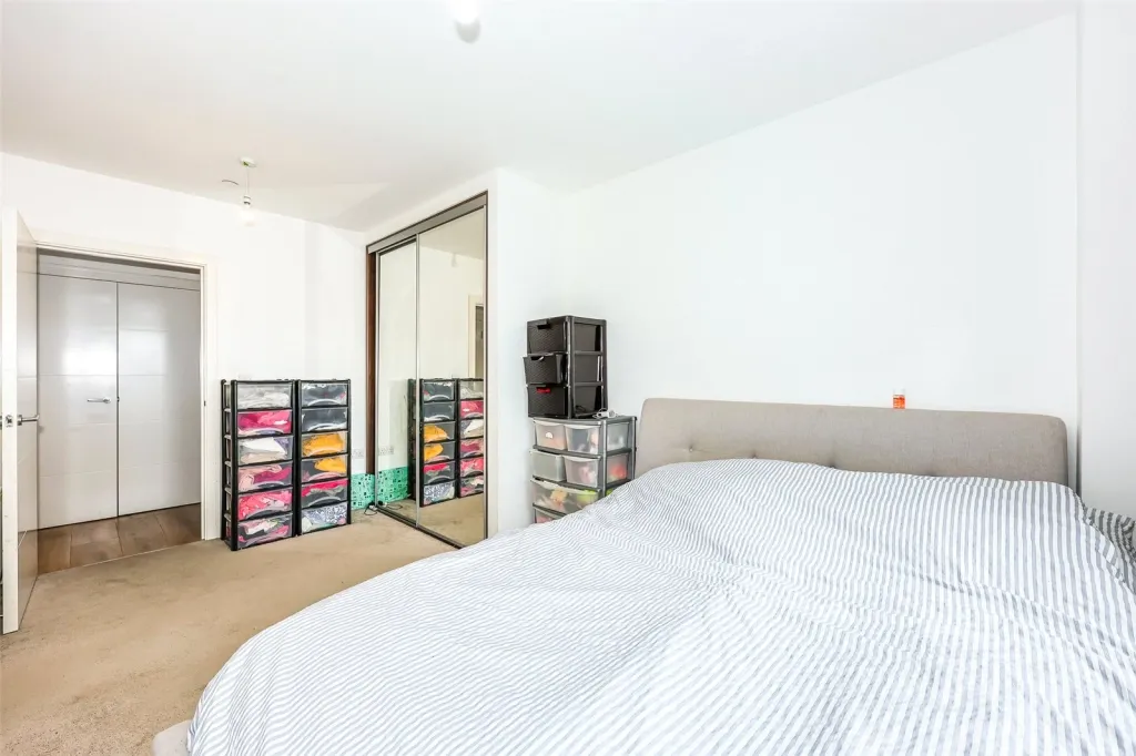 Longfield Avenue, Ealing, W5, photo 5