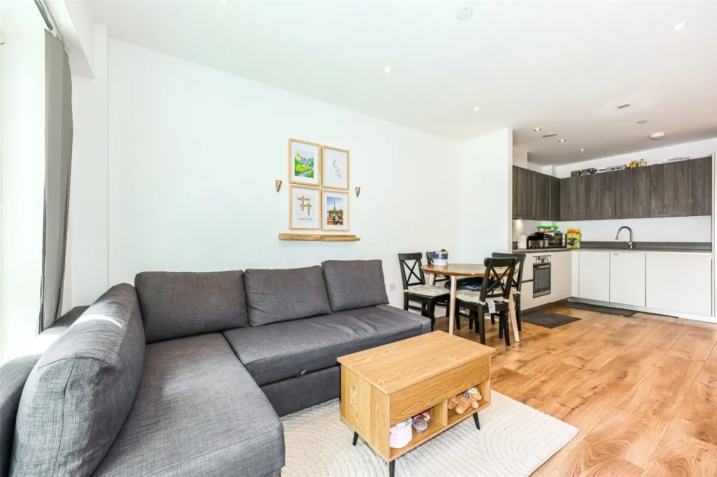 Longfield Avenue, Ealing, W5, photo 11