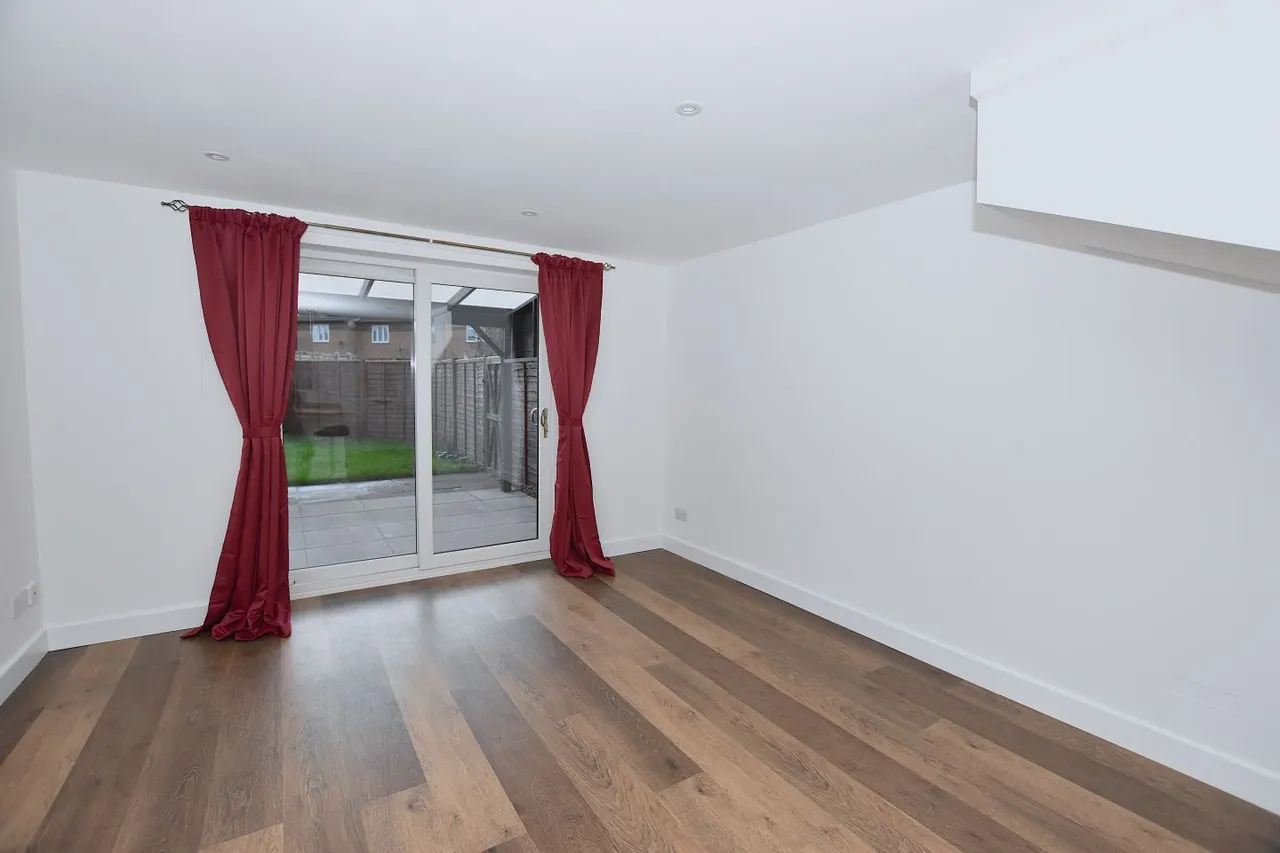 Spruce Drive, Bicester, photo 8