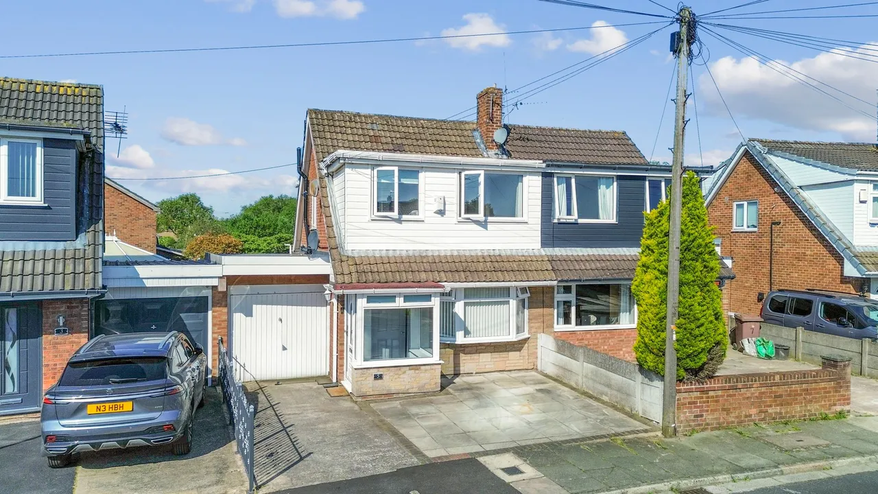 3 bed house for sale — Woolacombe Avenue, Sutton Leach, St. Helens, St. Helens, WA9 4NQ