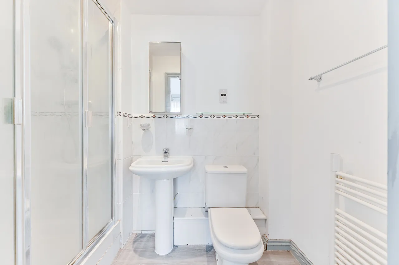 20 Sycamore Close, South Croydon, photo 9