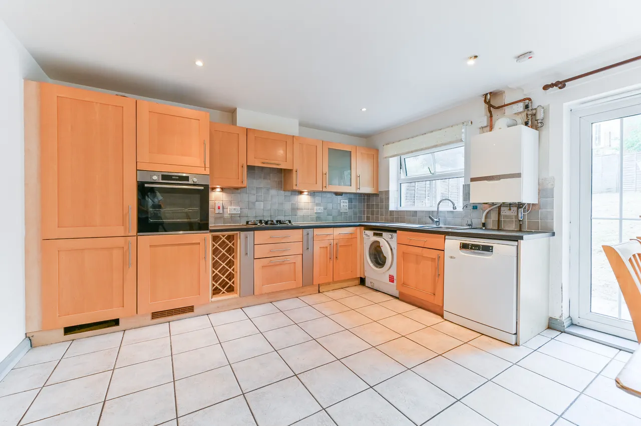 20 Sycamore Close, South Croydon, photo 4