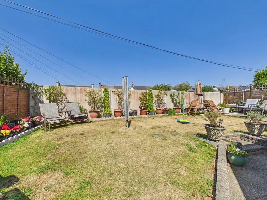 Harefield Crescent, Camborne, photo 16