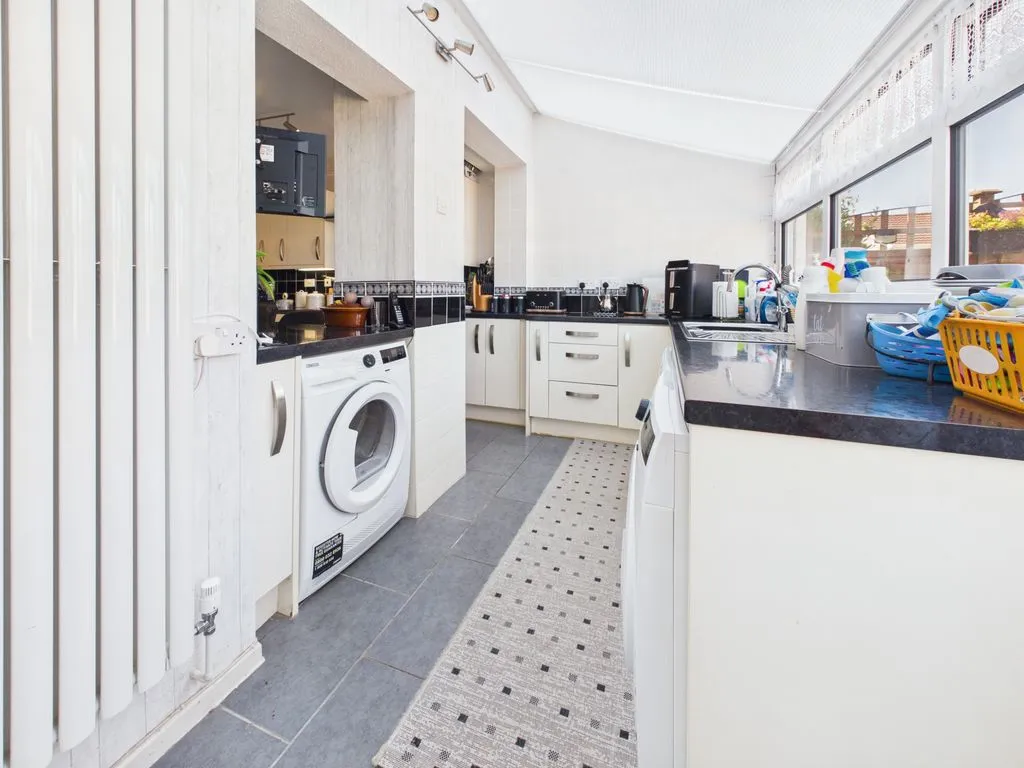 Harefield Crescent, Camborne, photo 5