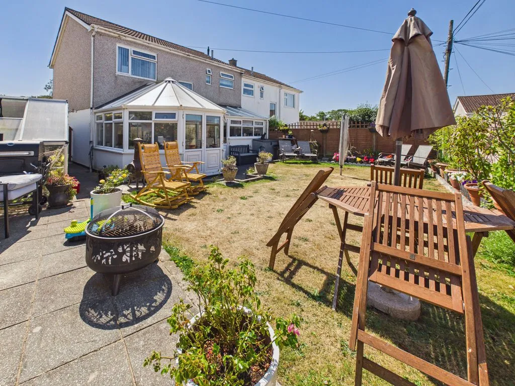 Harefield Crescent, Camborne, photo 15
