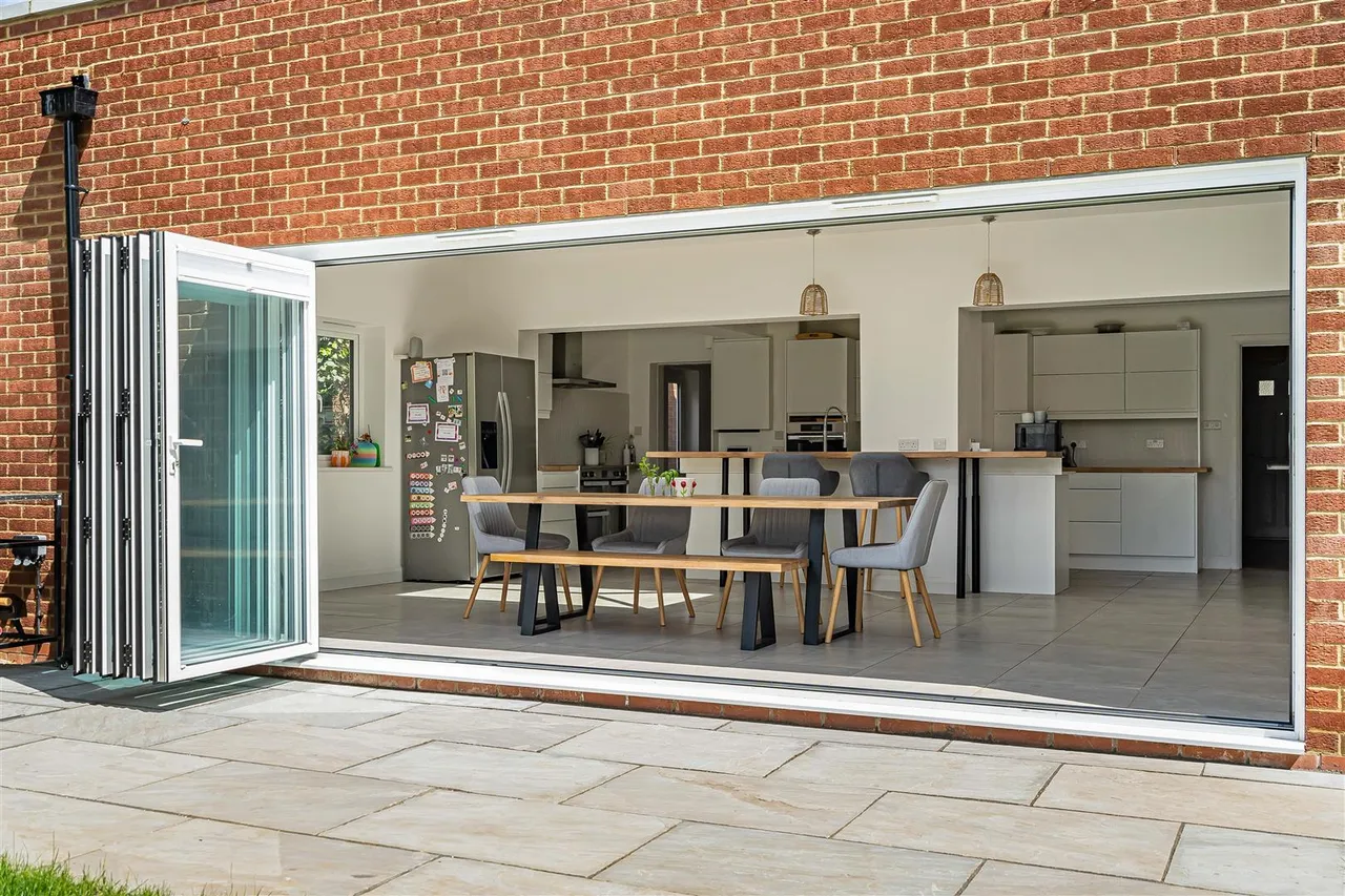 The Chestnuts, Harston, CB22, photo 13