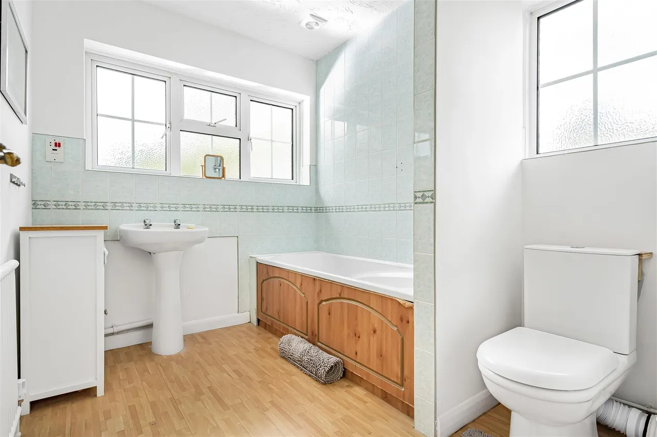 The Chestnuts, Harston, CB22, photo 25
