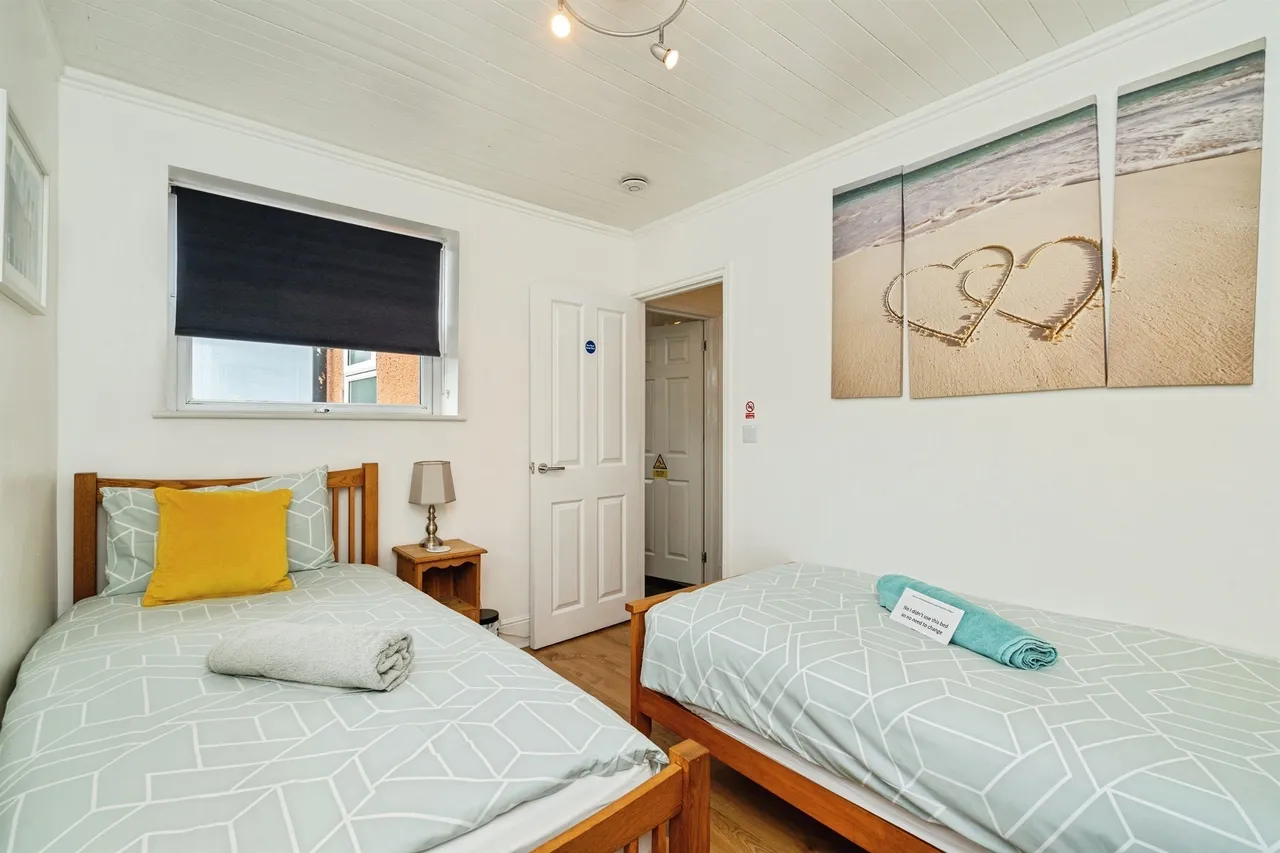 Pavilion Road, Gorleston, GREAT YARMOUTH, photo 12