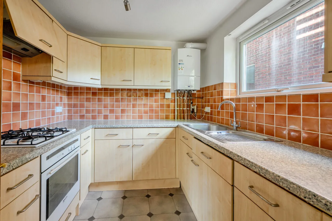 Albemarle Road, Beckenham, Kent, BR3, photo 3
