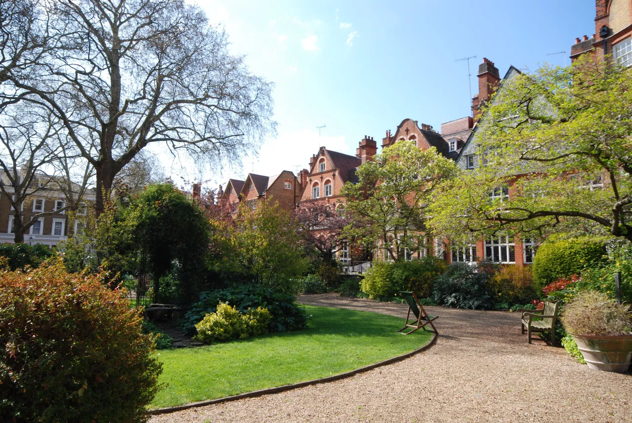 London, SW5, photo 4