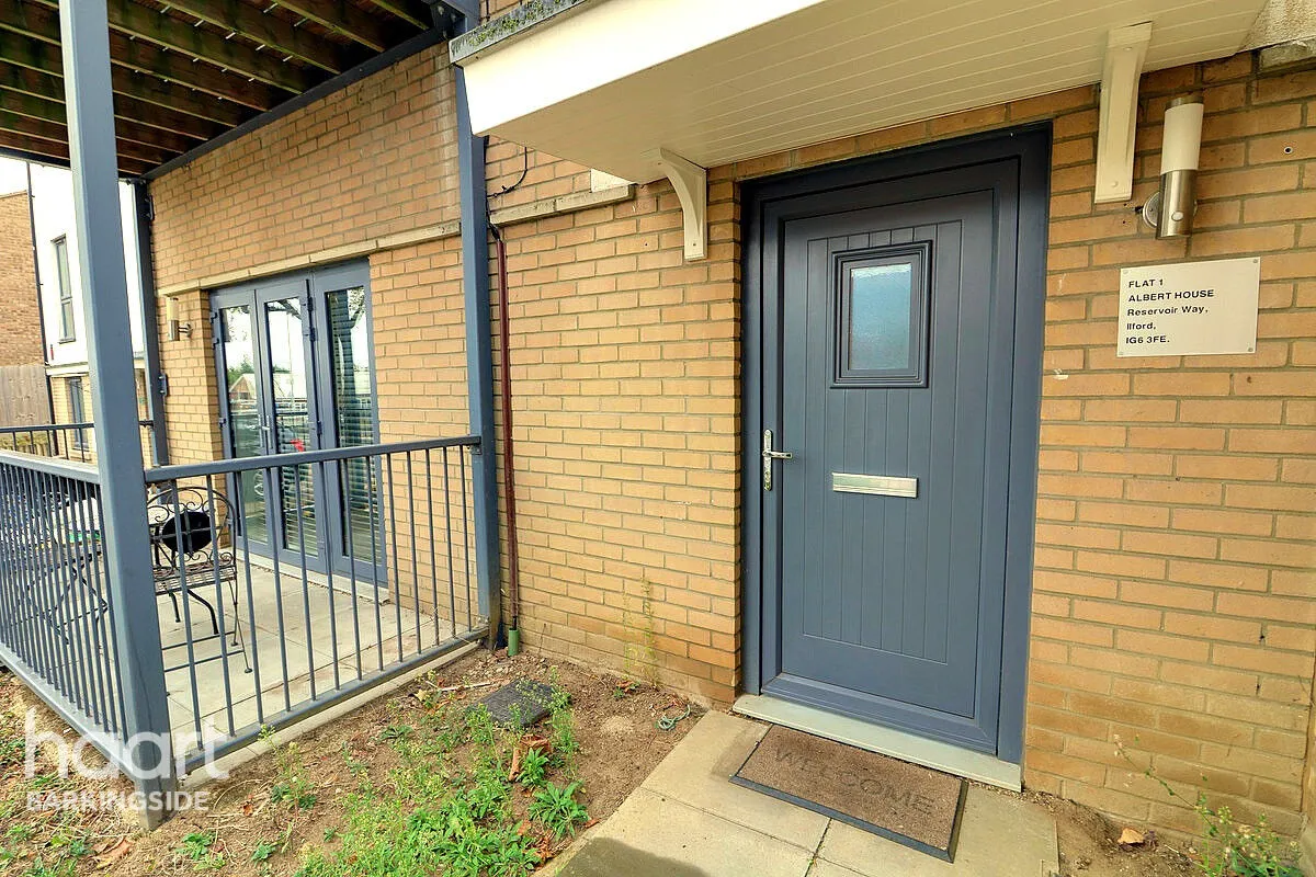 Reservoir Way, Hainault, IG6, photo 18