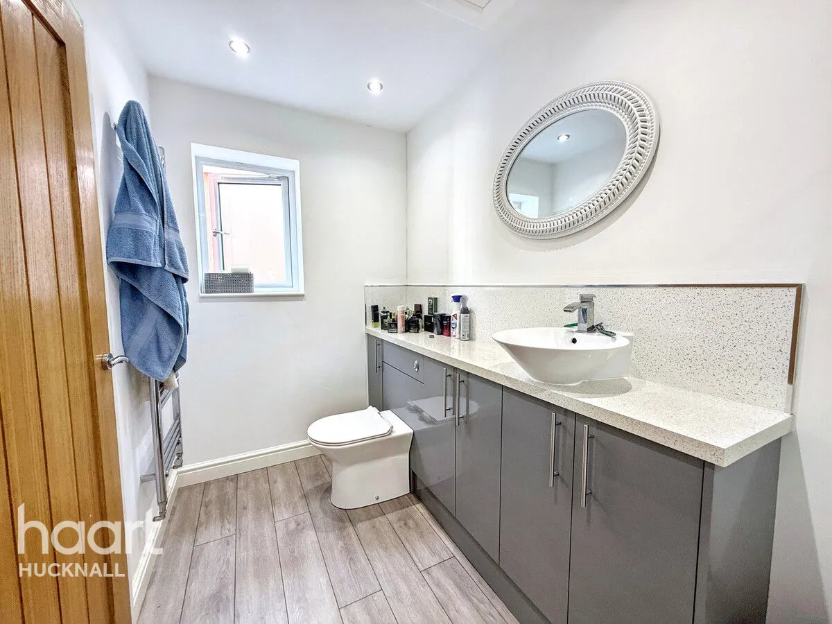 Linby Road, Nottingham, NG15, photo 8