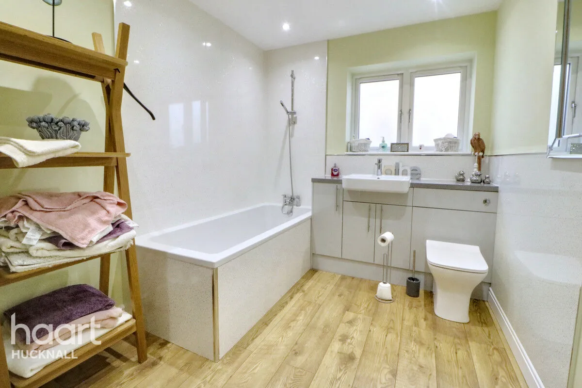 Linby Road, Nottingham, NG15, photo 17