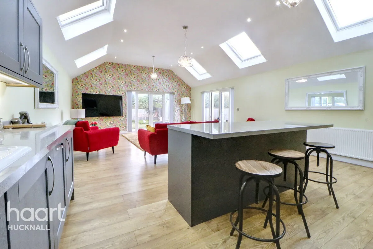 Linby Road, Nottingham, NG15, photo 13