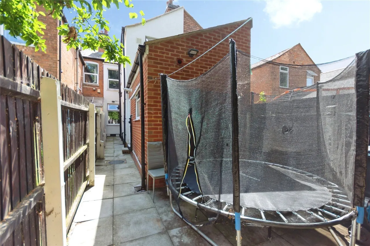 Warwick Road, Tyseley, B11, photo 12