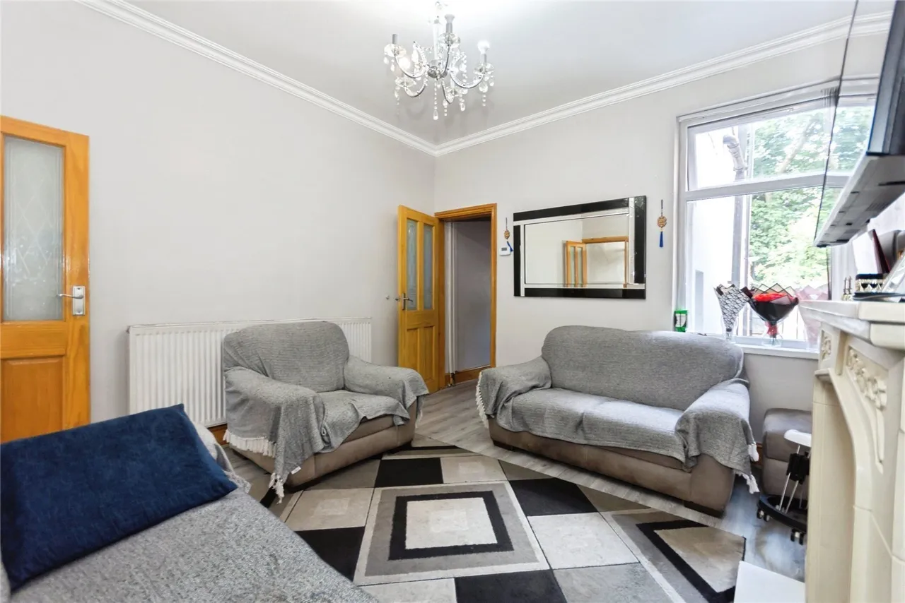 Warwick Road, Tyseley, B11, photo 4