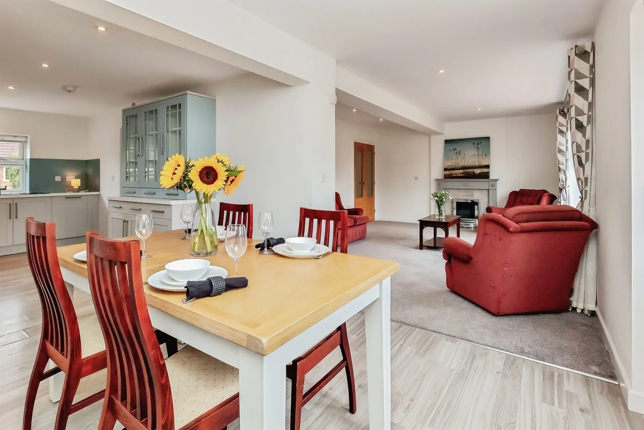 New Road, Ryhall, PE9, photo 4