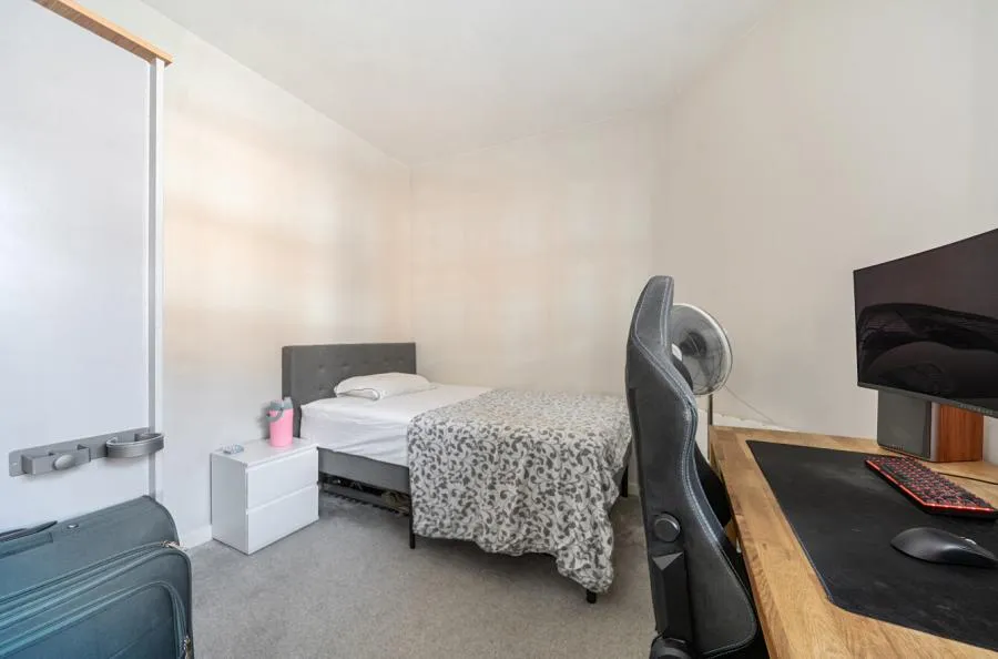 Pine Street, Aylesbury, HP19, photo 7