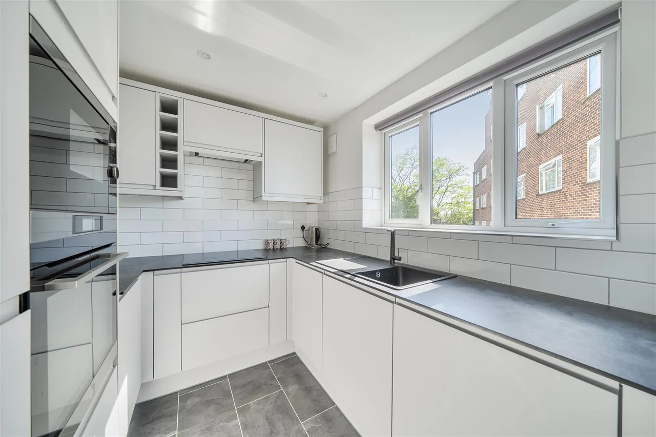 Poole Road, Bournemouth, BH2, photo 5