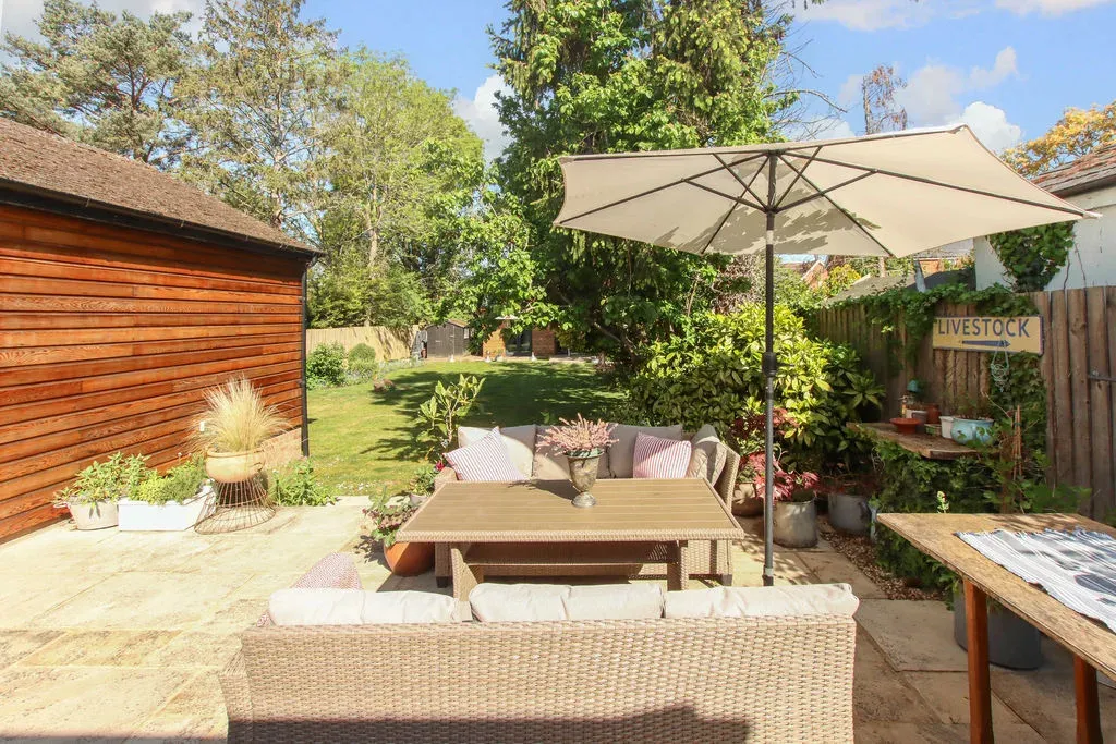 Weston Road, Aston Clinton, Aylesbury, Buckinghamshire, HP22 5EP, photo 29