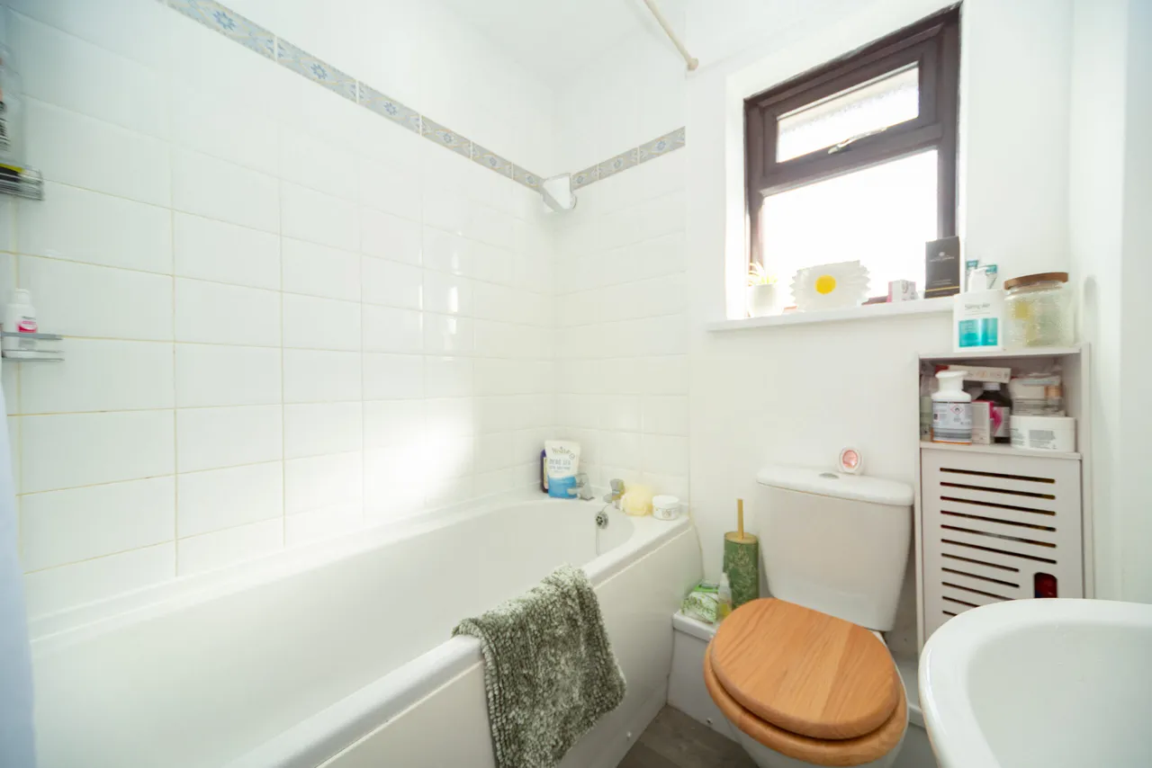 Angus Drive, Loughborough, LE11, photo 11