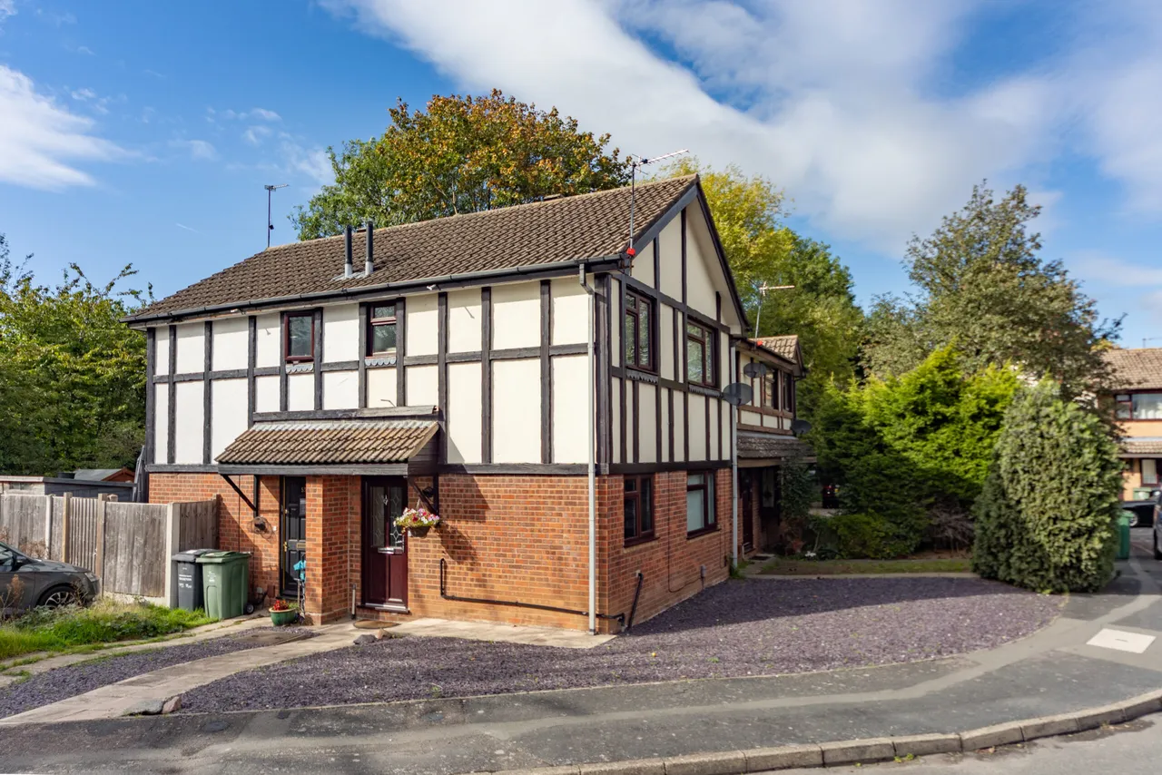 2 bed house for sale, Angus Drive, Loughborough, LE11