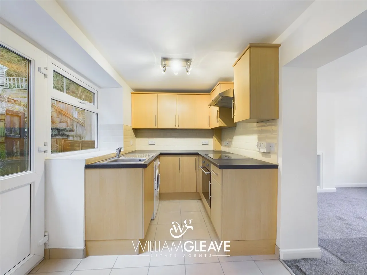 Tan Rhiw, Woodlands, Main Road, Ffynnongroyw, Flintshire, CH8 9TD, photo 5