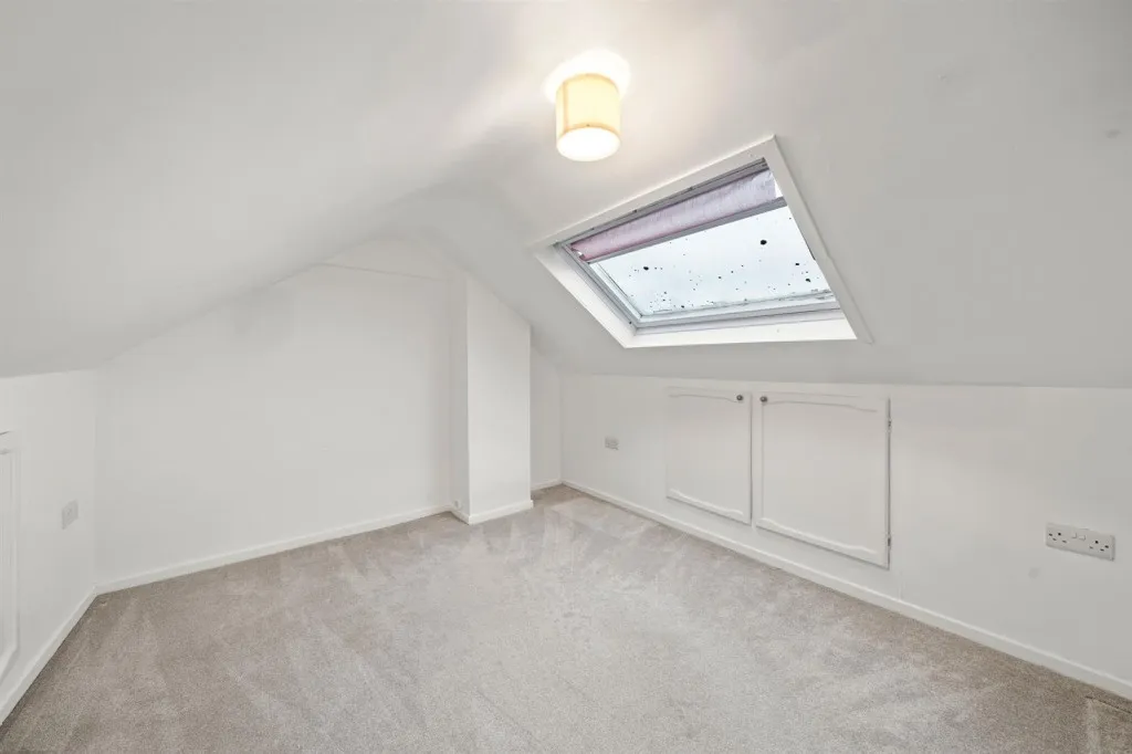 Glenesk Road, SE9, photo 10