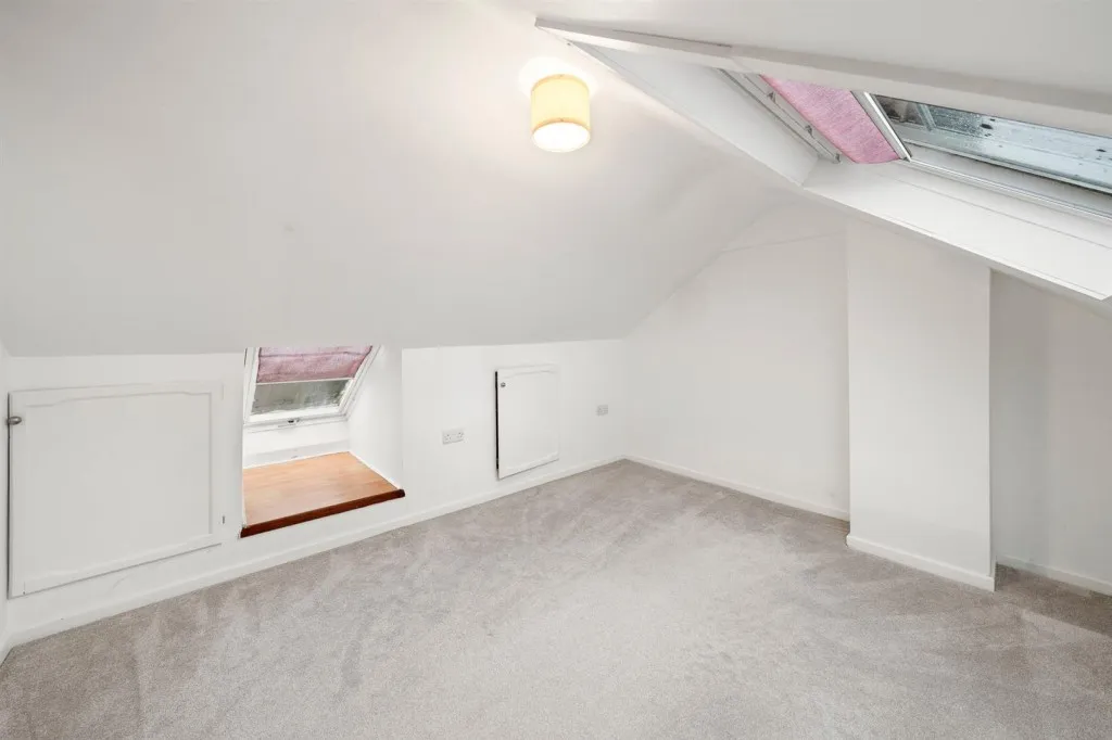 Glenesk Road, SE9, photo 11