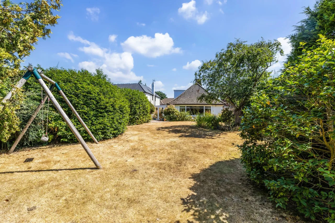 Egham, Surrey, TW20 9SQ, photo 24