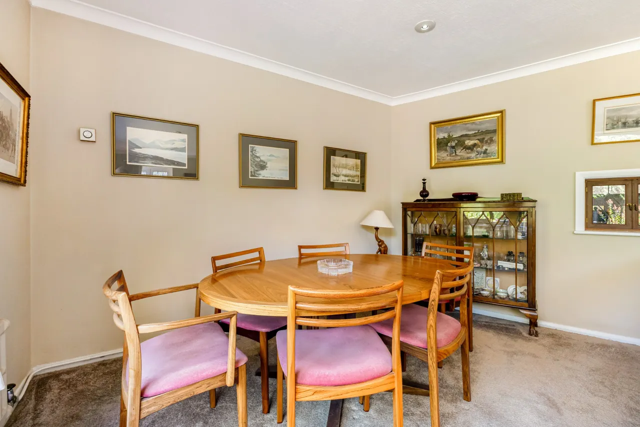 Egham, Surrey, TW20 9SQ, photo 8